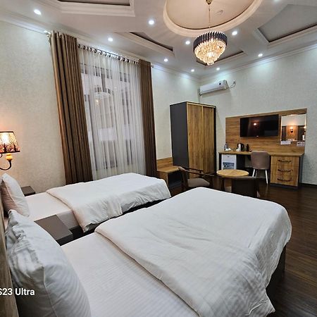 Hotel Sharq Dushanbe Esterno foto