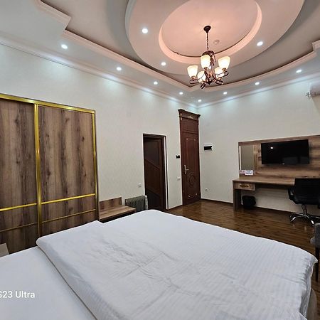 Hotel Sharq Dushanbe Esterno foto