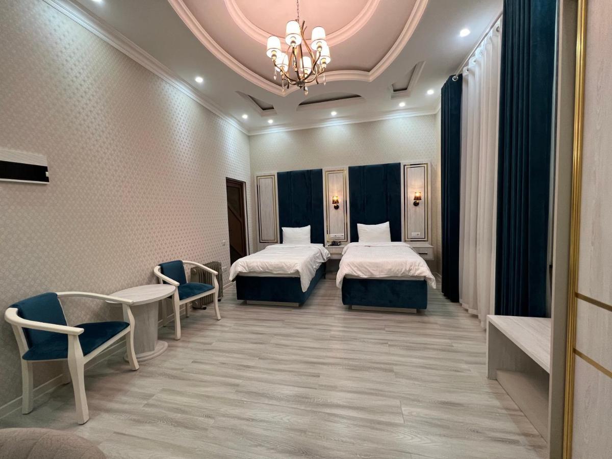 Hotel Sharq Dushanbe Esterno foto