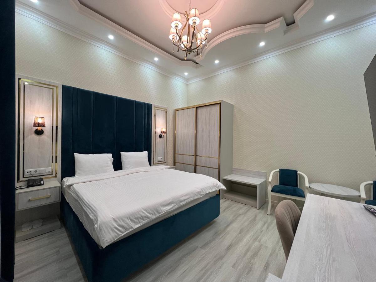 Hotel Sharq Dushanbe Esterno foto