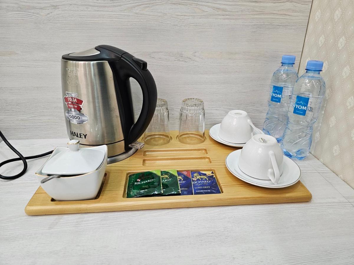 Hotel Sharq Dushanbe Esterno foto