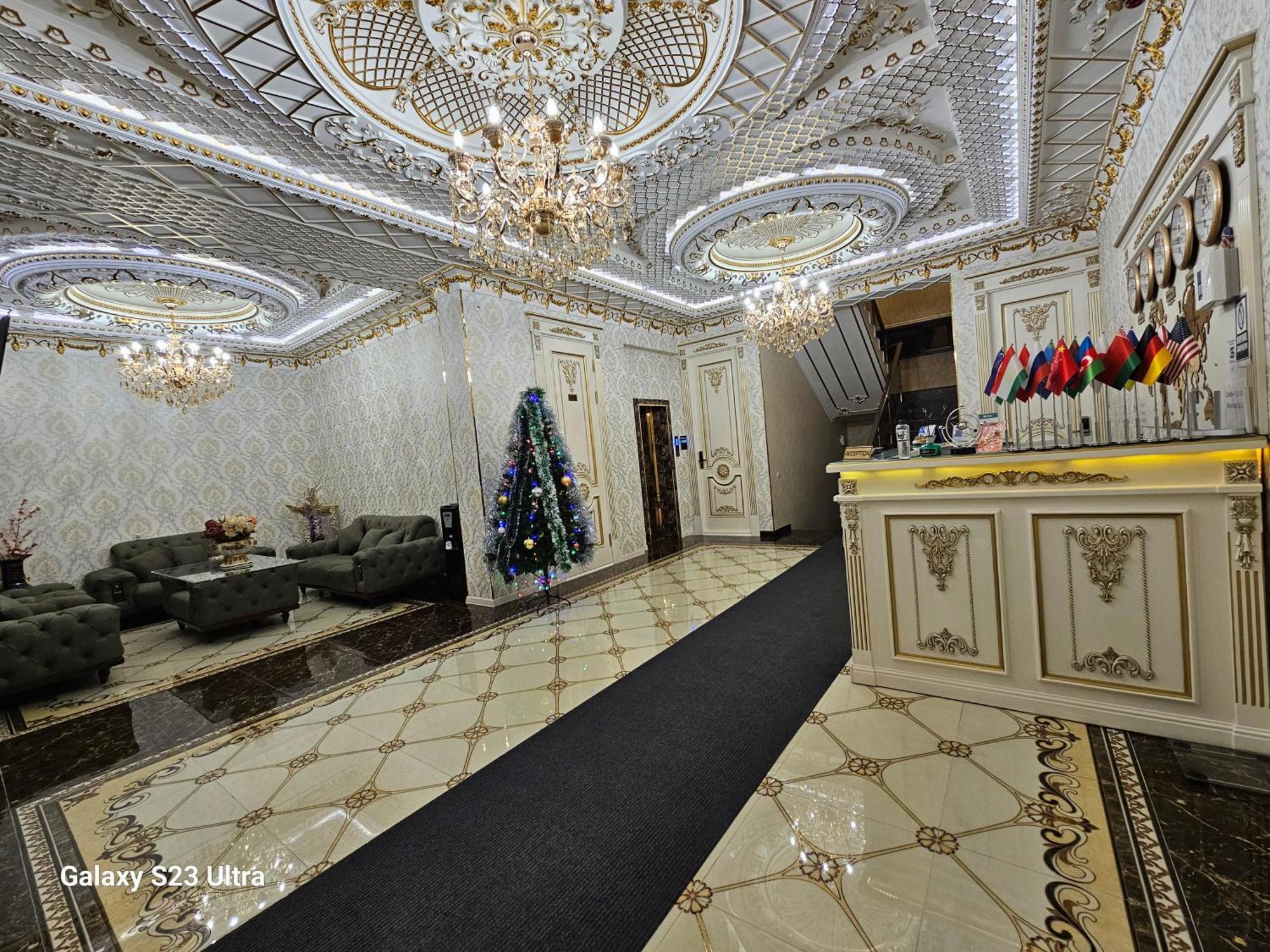 Hotel Sharq Dushanbe Esterno foto